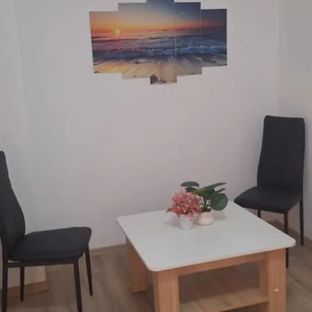 отличен двустаен * 普里莫尔斯科