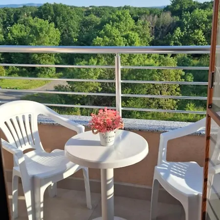 Appartement отличен двустаен